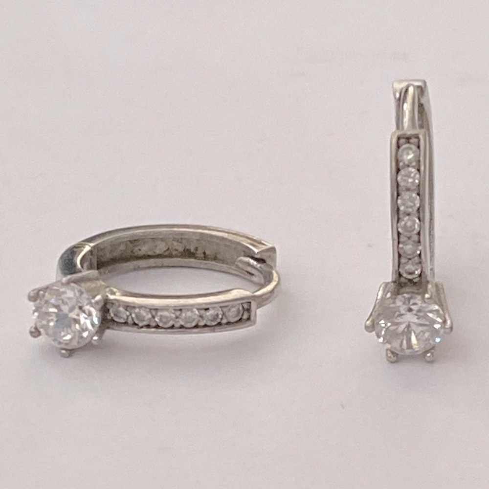 925 Silver cz hoop earrings - Picture 2 of 4